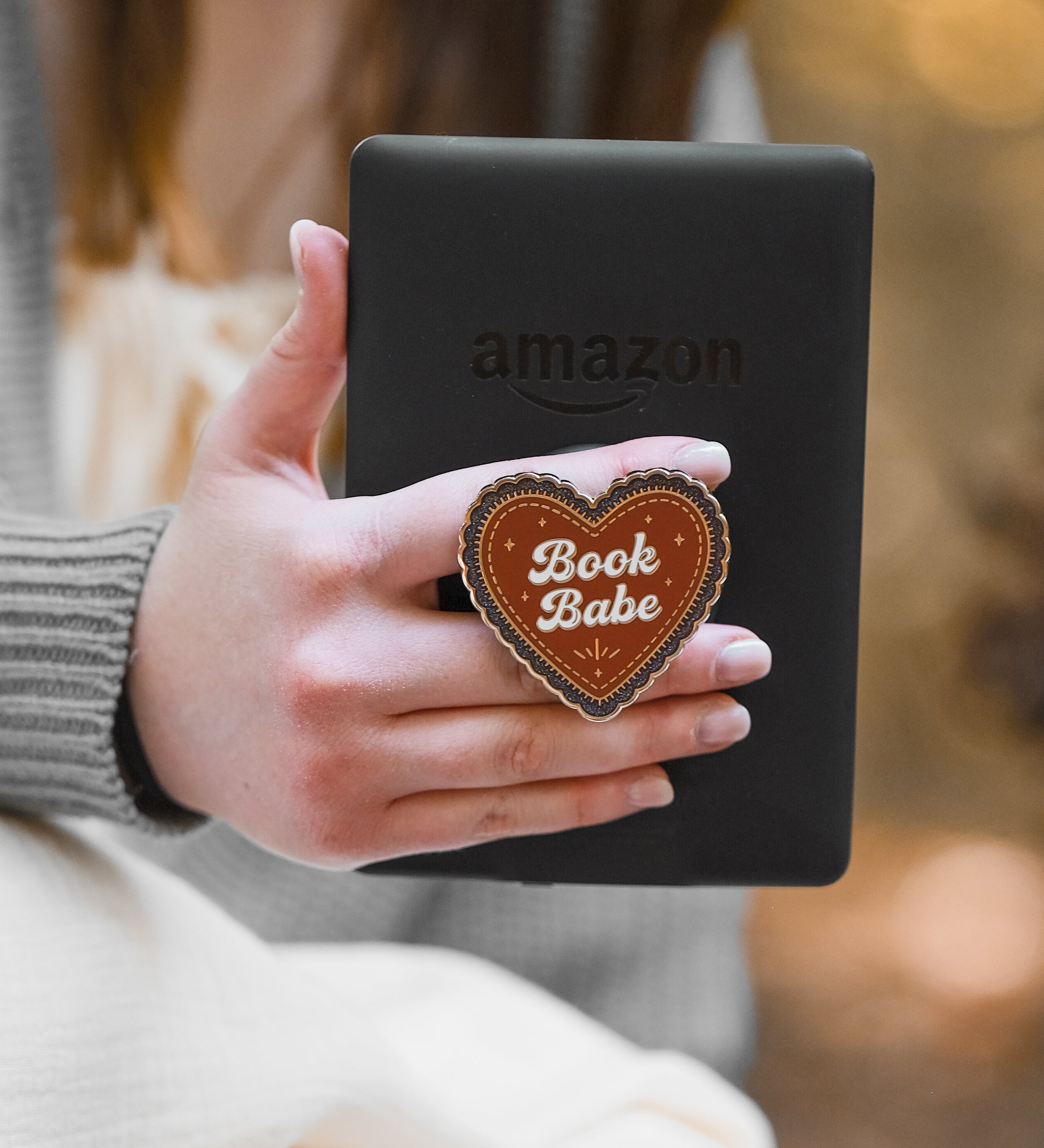 "Book Babe – Autumn Edition" Kindle Grip