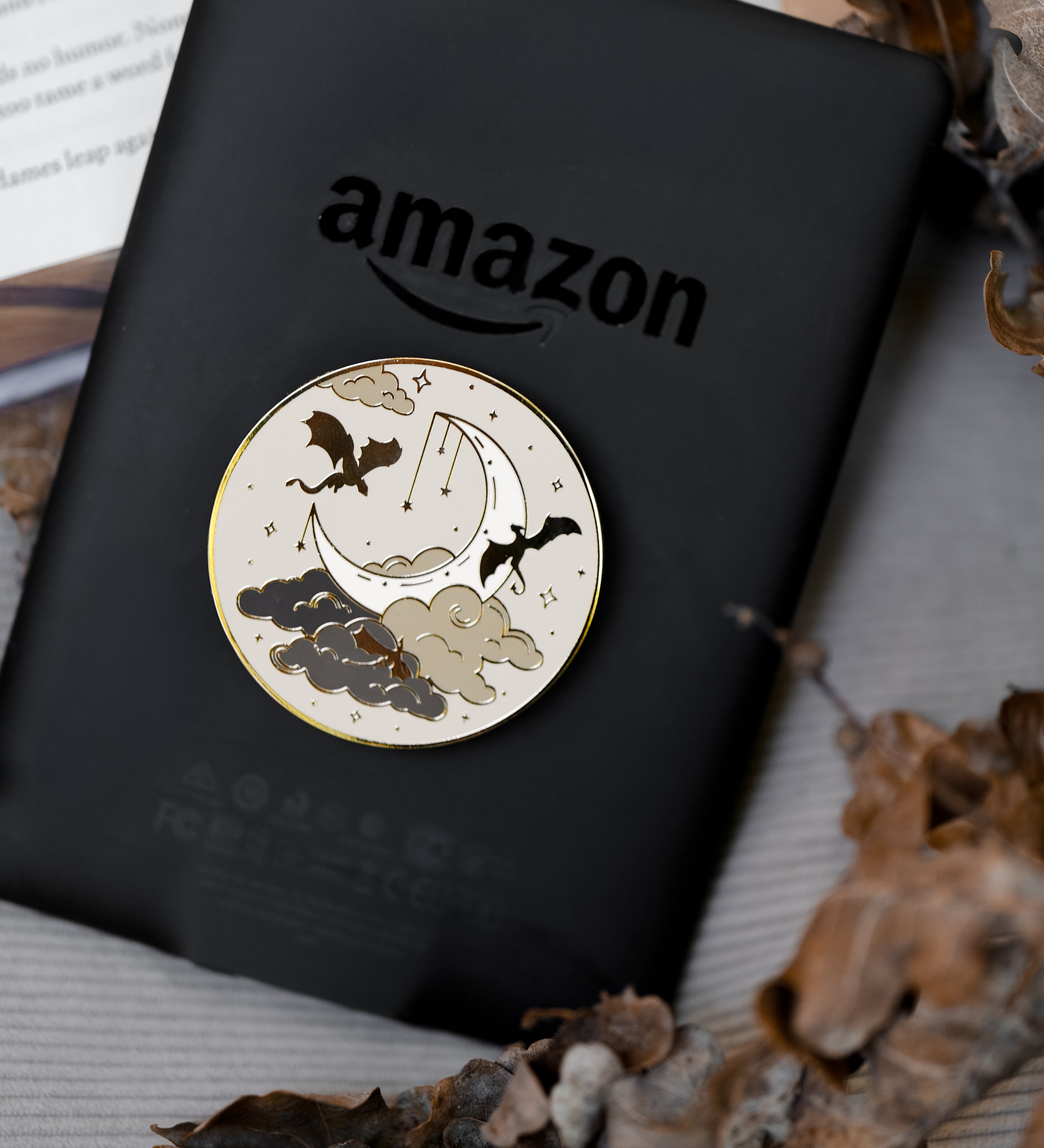 "Dragon Dreams" Kindle Grip