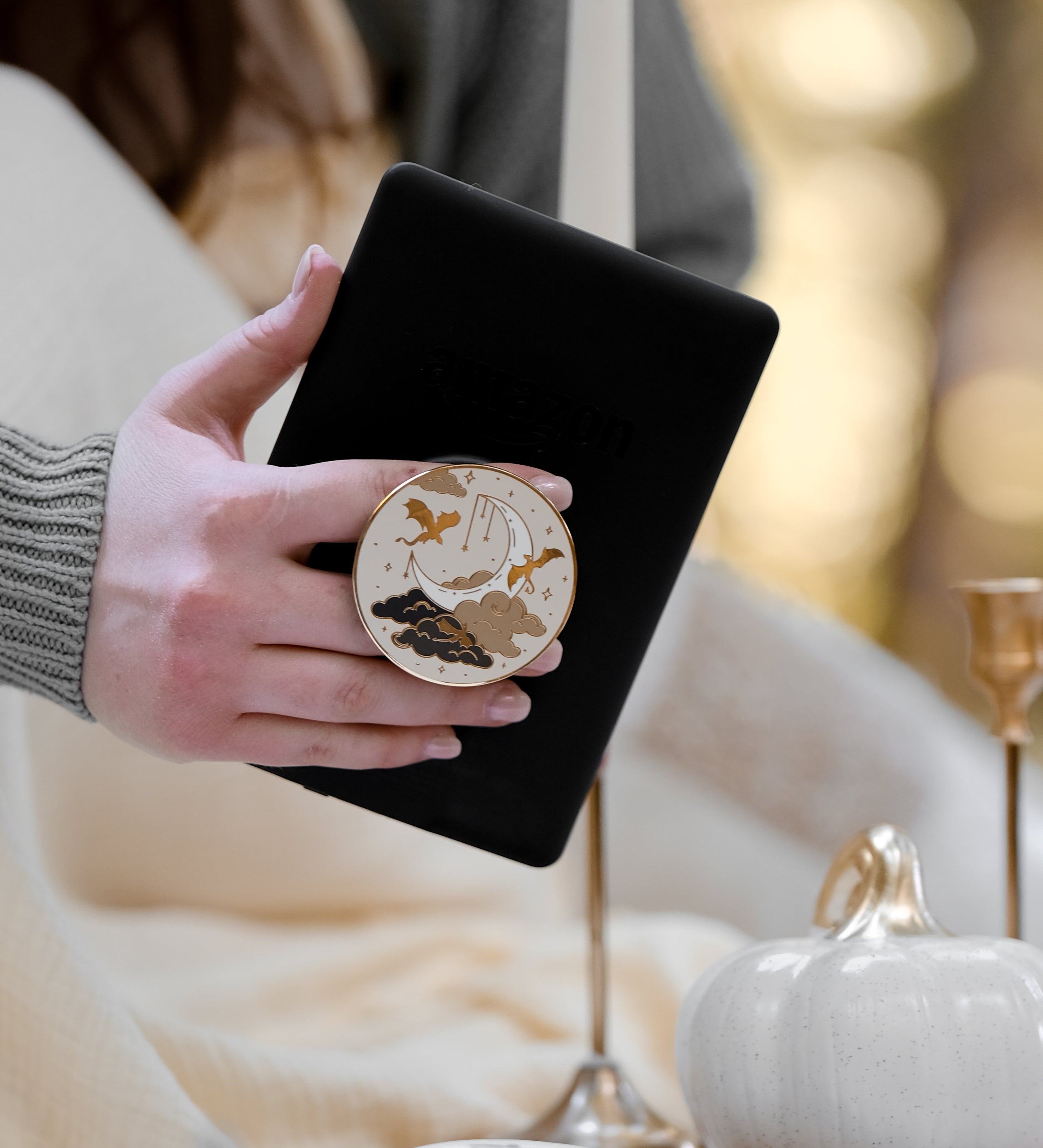 "Dragon Dreams" Kindle Grip